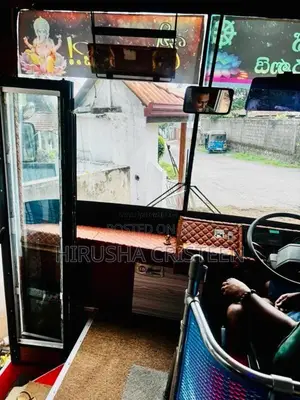 Isuzu UD 2007 Bus (Used)