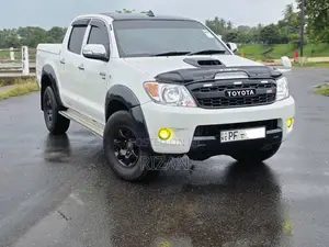 Toyota Hilux 2008 Pickup (Used)