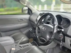 Toyota Hilux 2008 Pickup (Used)