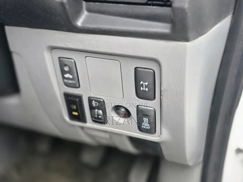Toyota Hilux 2008 Pickup (Used)