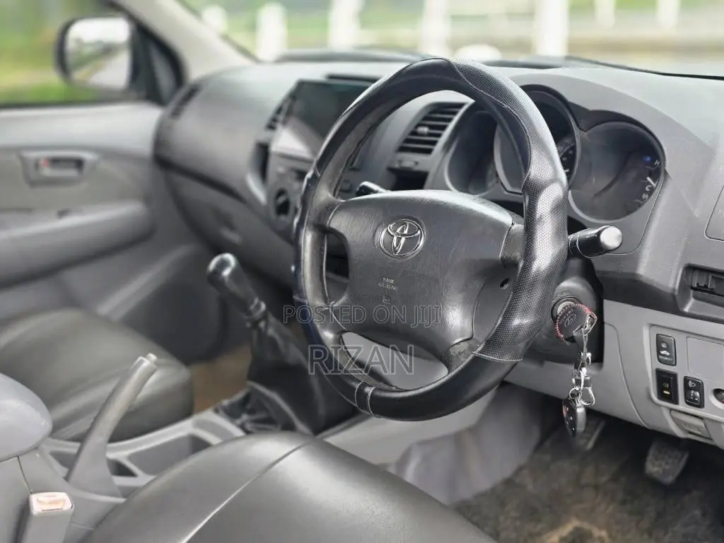 Toyota Hilux 2008 Pickup (Used)
