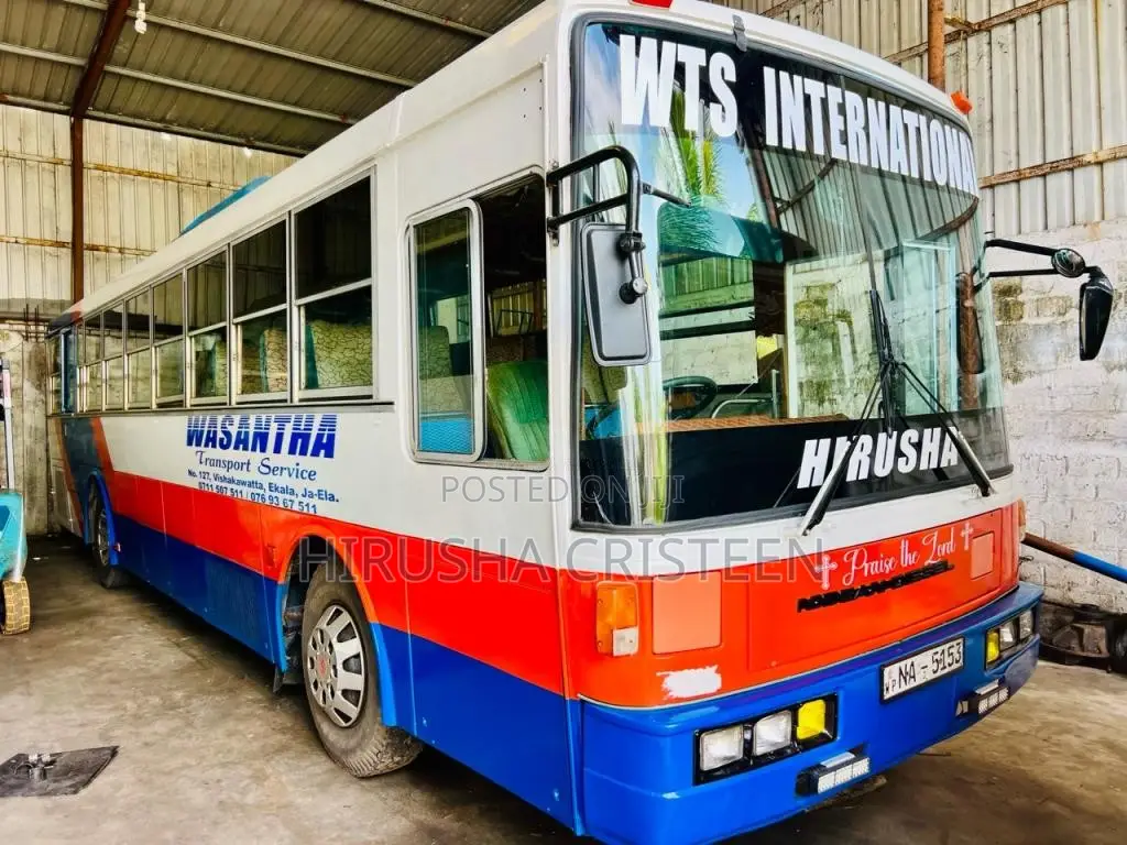 Isuzu UD 2007 Bus (Used)