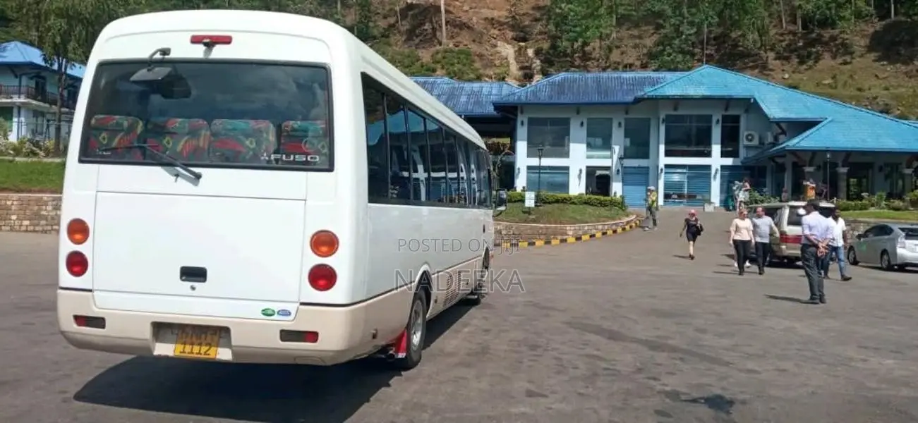 Mitsubishi Rosa 2012 Bus (Used)