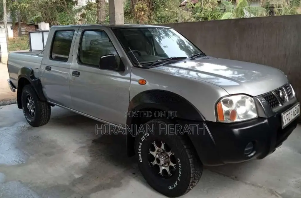 Nissan D22 2011 Pickup (Used)