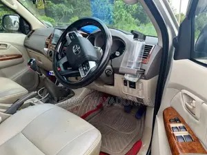 Toyota Hilux Vigo 2007 Pickup (Used)