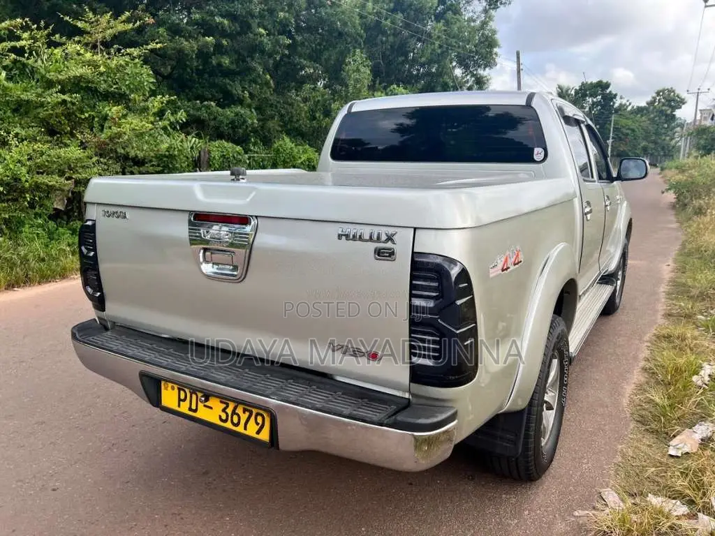 Toyota Hilux Vigo 2007 Pickup (Used)