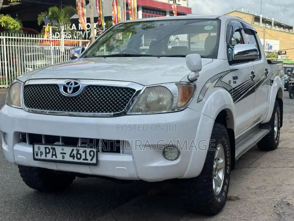 Toyota Hilux 2005 Pickup (Used)