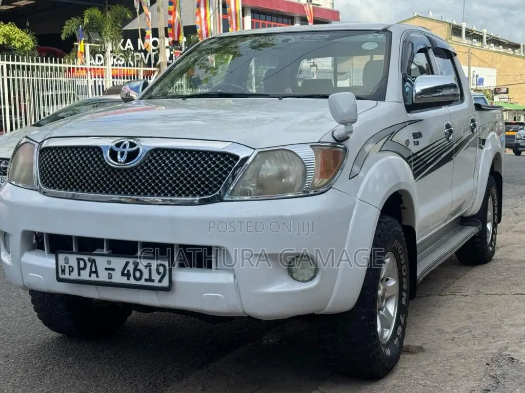 Toyota Hilux 2005 Pickup (Used)