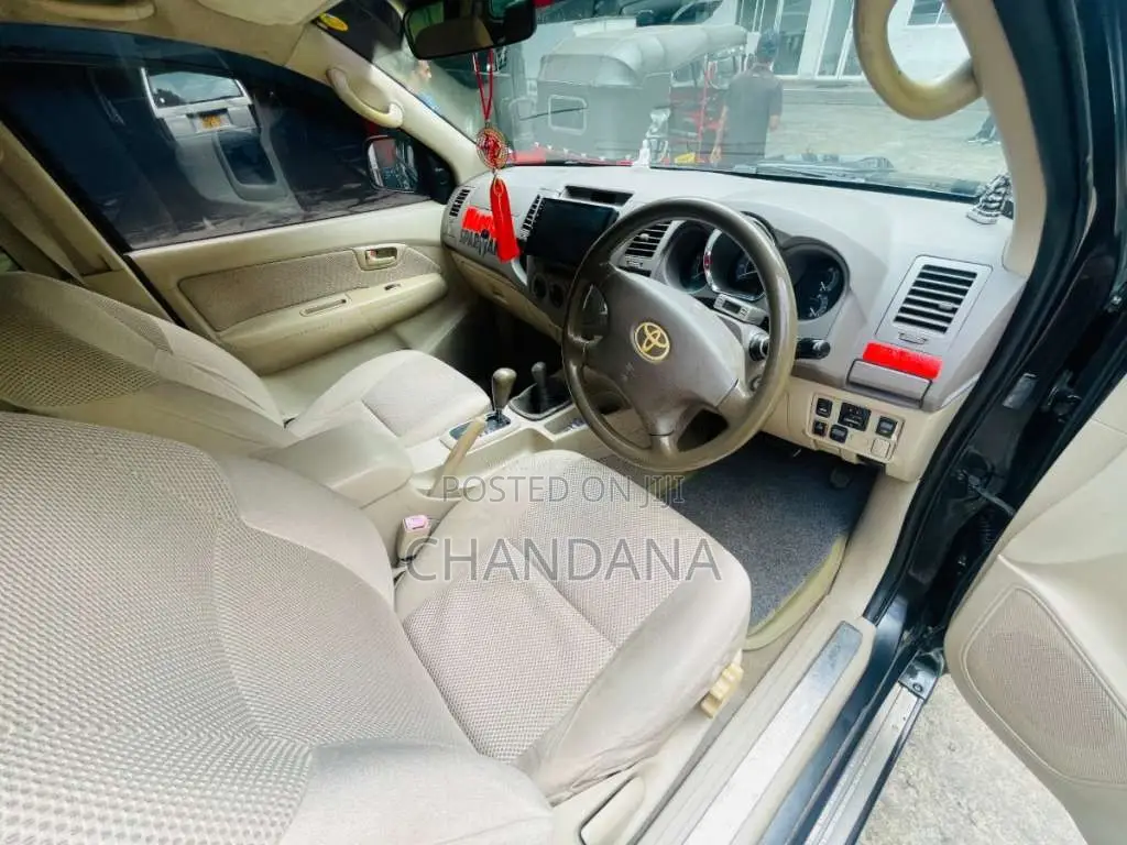 Toyota Hilux Vigo 1KD 2006 Pickup (Used)