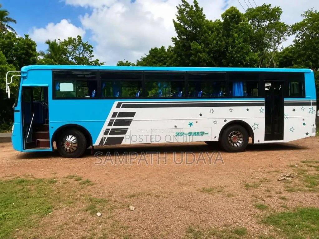 Tata Starbus 2010 Bus (Used)
