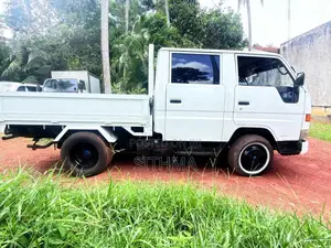 Daihatsu Daihatsu 1998 Crew Cab (Used)