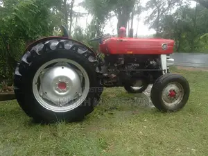 Massey-Ferguson 135 D 1982 Tractor (Used)