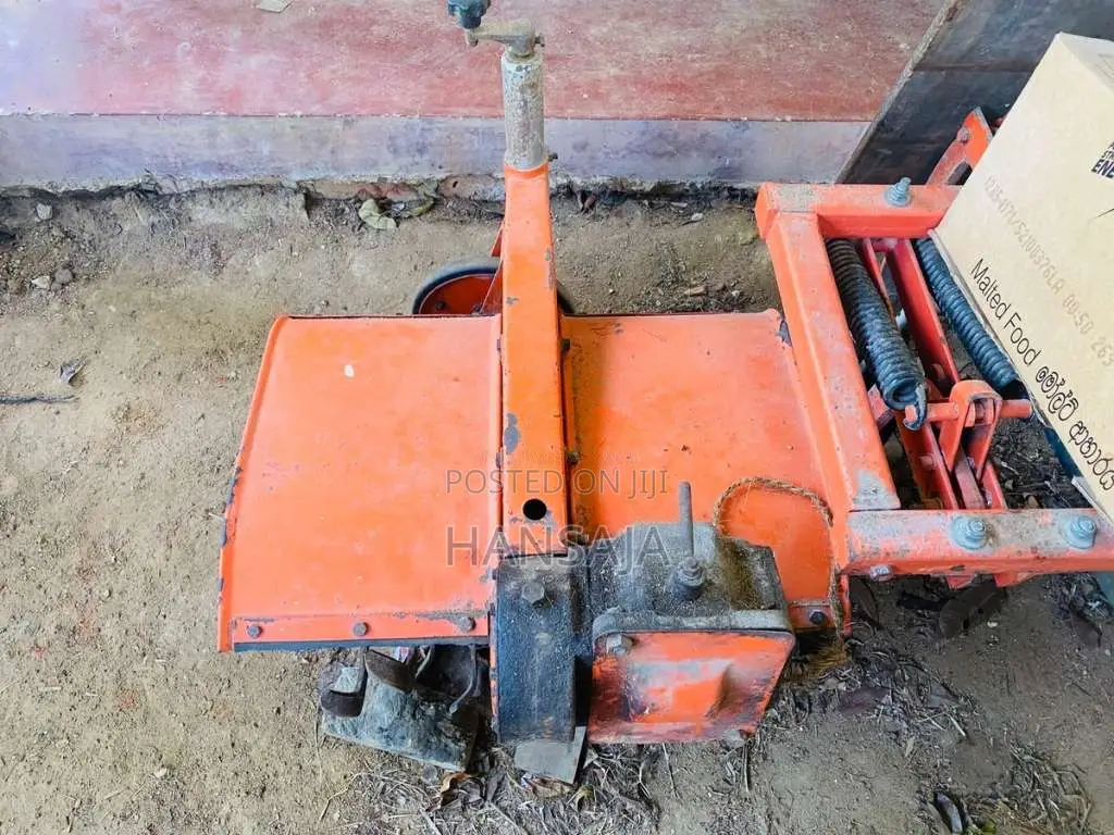 Kubota Emei 7 1999 Tractor (Used)