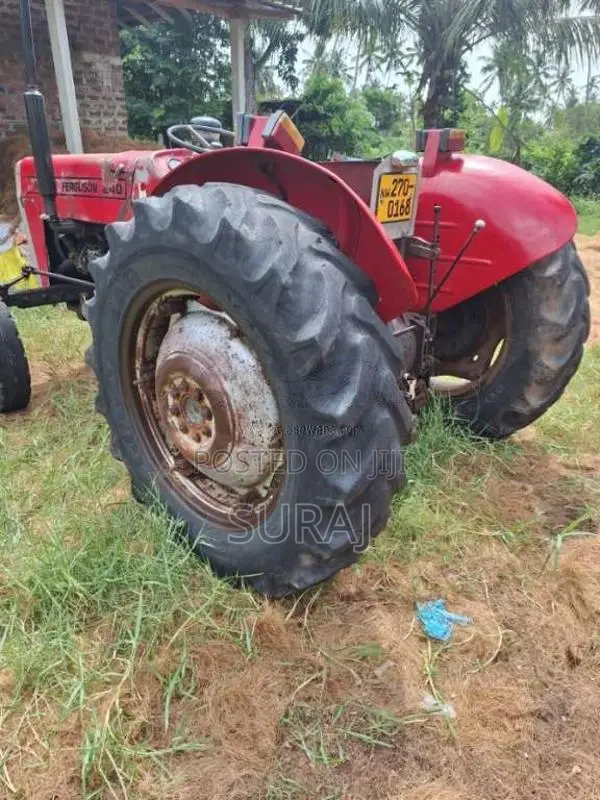 Massey-Ferguson 135 2004 Tractor (Used)