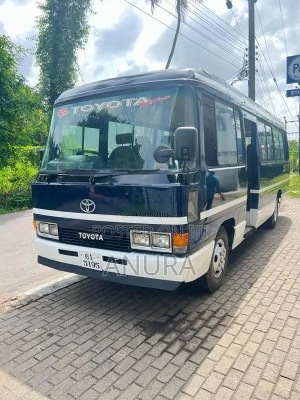 Toyota Coaster 1984 Bus (Used)