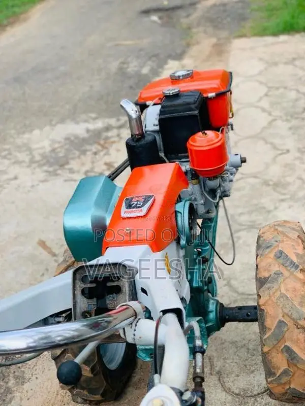 Kubota K600 2015 Tractor (Used)