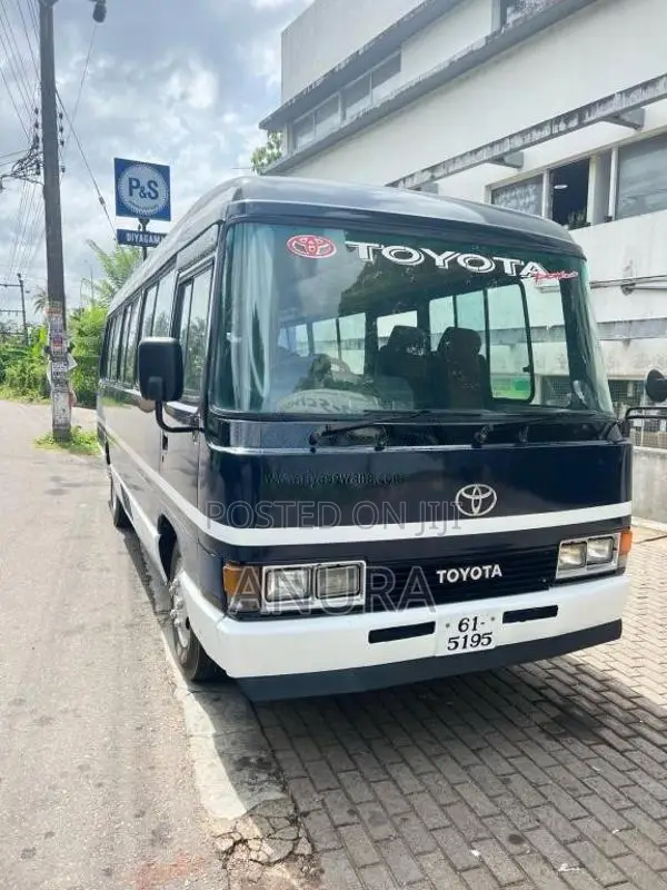 Toyota Coaster 1984 Bus (Used)