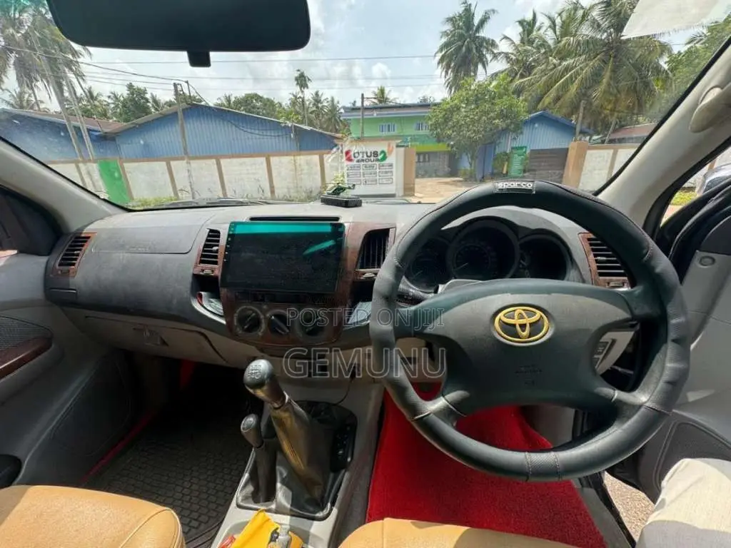 Toyota Hilux 2007 Pickup (Used)
