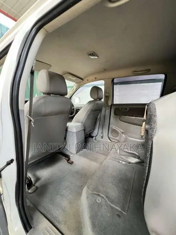 Toyota Hilux 2007 Pickup (Used)