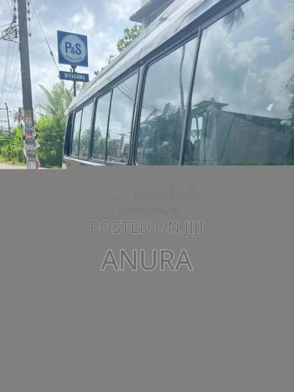 Toyota Coaster 1984 Bus (Used)