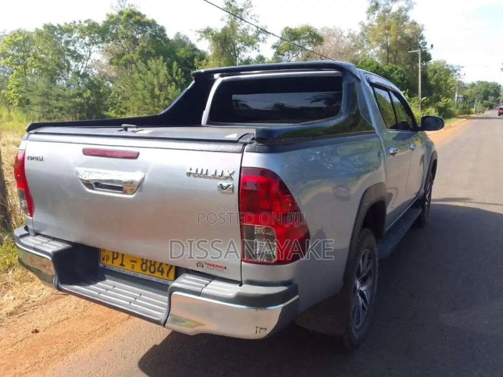 Toyota Hilux 2018 Pickup (Used)