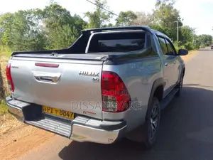 Toyota Hilux 2018 Pickup (Used)