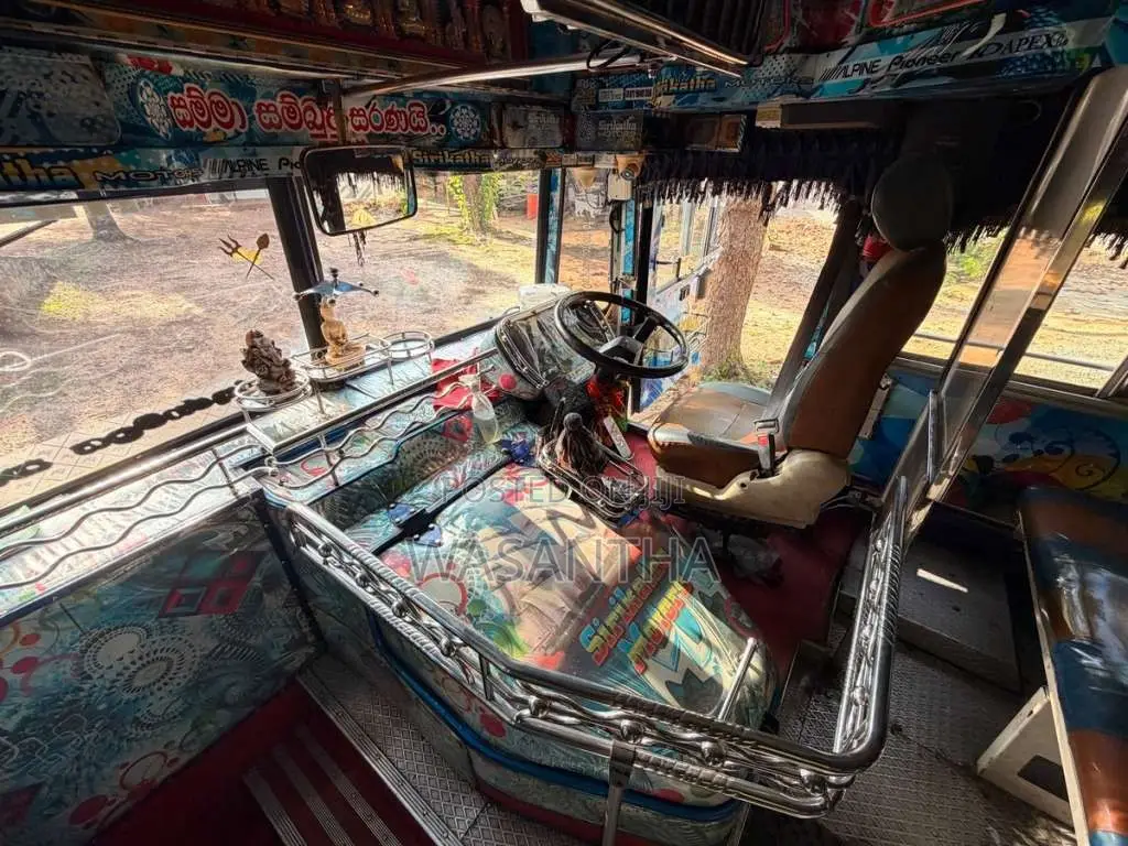 Ashok-Leyland Viking 2018 Bus (Used)