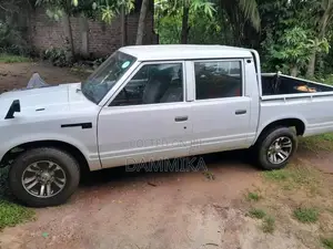 Datsun 720 1988 Pickup (Used)