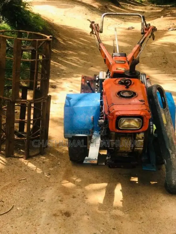 Kubota K8 2005 Tractor (Used)