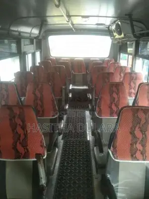 Eicher Skyline 2016 Bus (Used)