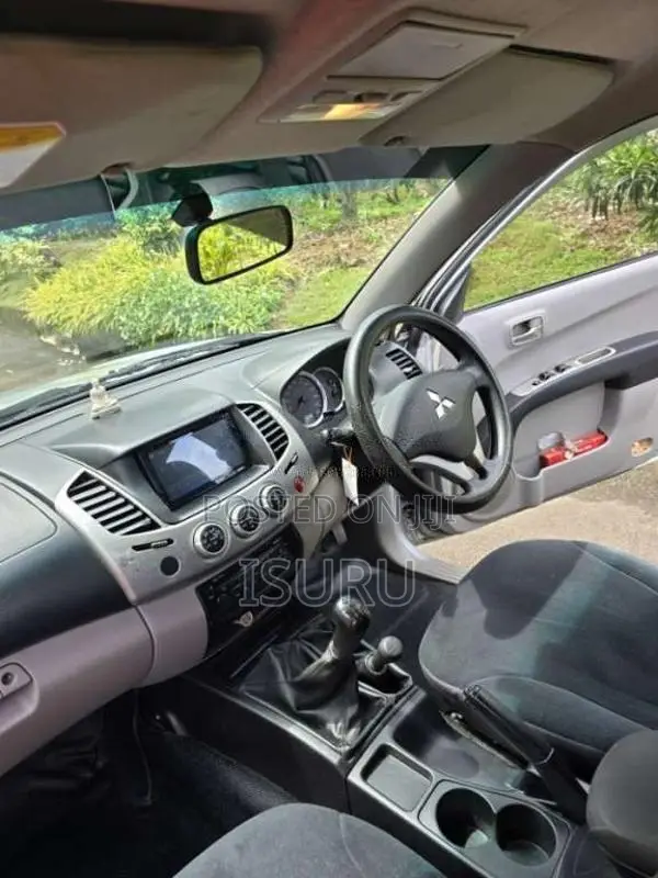 Mitsubishi L200 2015 Pickup Unregistered (Recondition)