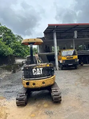 CAT 303 CR 2006 Heavy-Duty (Used)