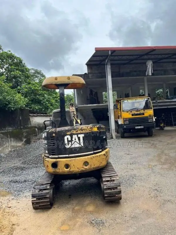 CAT 303 CR 2006 Heavy-Duty (Used)