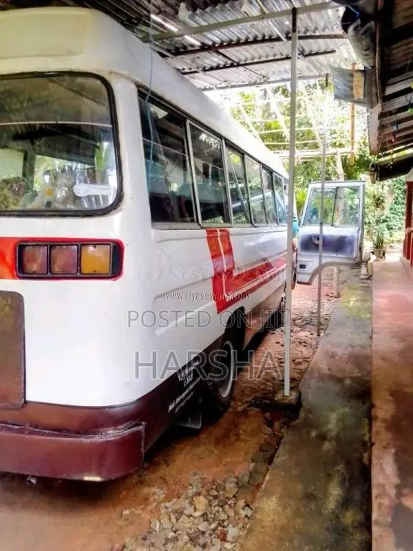 Mitsubishi Rosa 1985 Bus (Used)