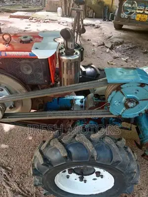 Singer RV 135 2022 Tractor (Used)