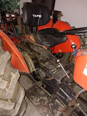 TAFE TAFE 2008 Tractor (Used)