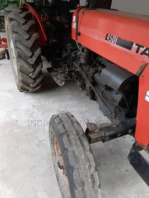 TAFE TAFE 2008 Tractor (Used)