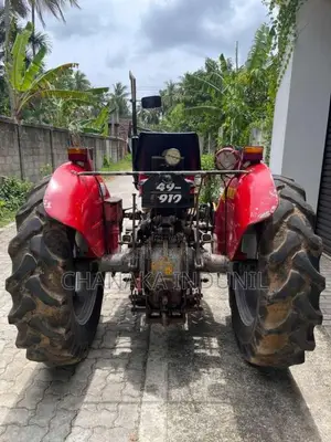 Massey-Ferguson 240 1997 Tractor (Used)