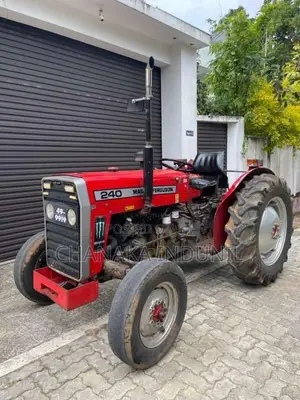 Massey-Ferguson 240 1997 Tractor (Used)