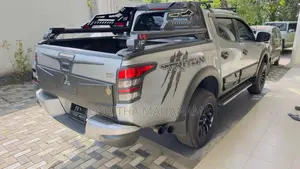 Mitsubishi L200 2016 Pickup (Used)
