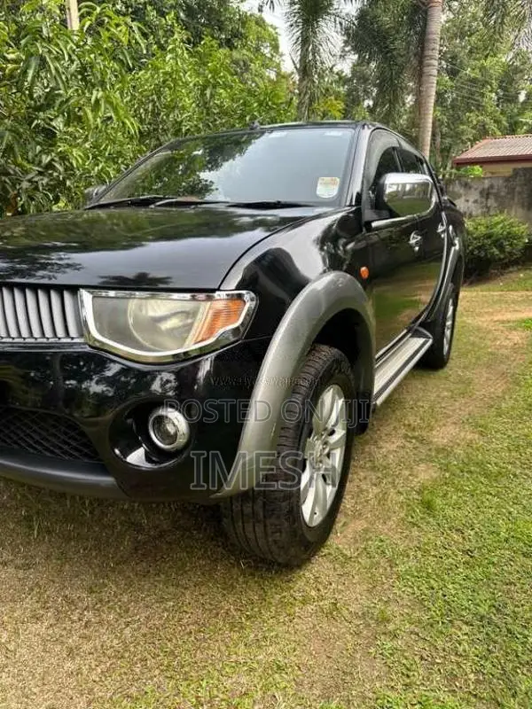 Mitsubishi L200 Elegance 2007 Pickup (Used)