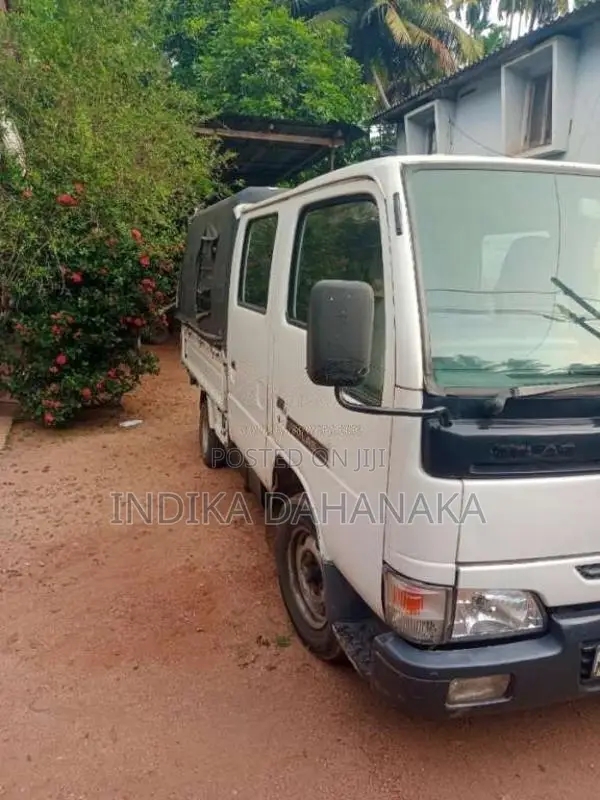 Nissan CrewCab 1999 Crew Cab (Used)