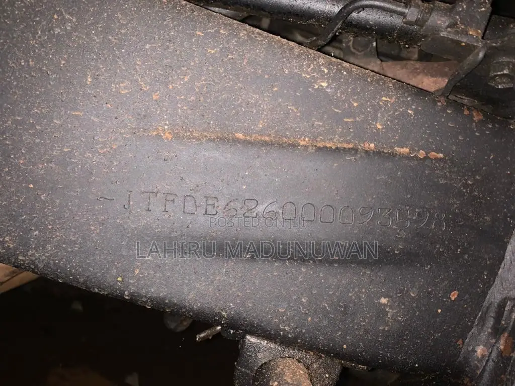 Toyota Hilux 2003 Pickup (Used)