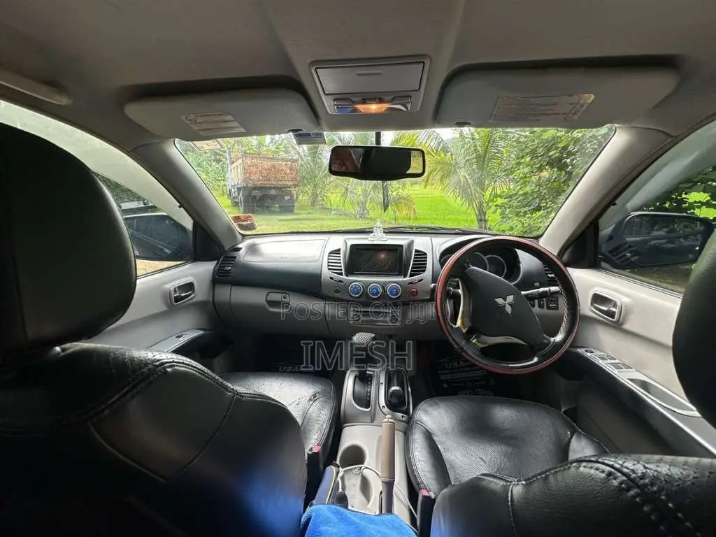 Mitsubishi L200 Elegance 2007 Pickup (Used)