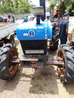 New-Holland TX230 2021 Tractor (Used)