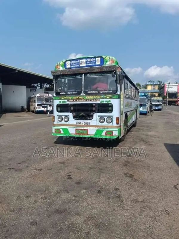 Ashok-Leyland Euro 2005 Bus (Used)