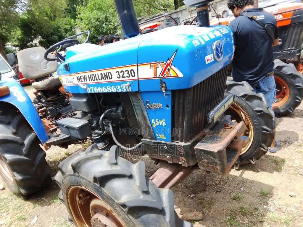 New-Holland TX230 2021 Tractor (Used)