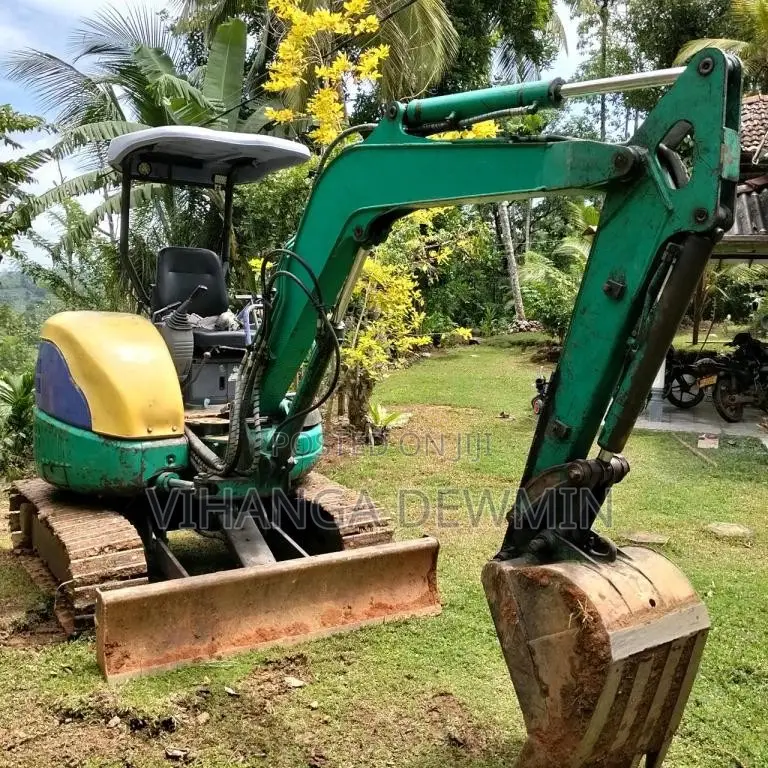 Komatsu Excavater 30 2025 Heavy-Duty (Used)