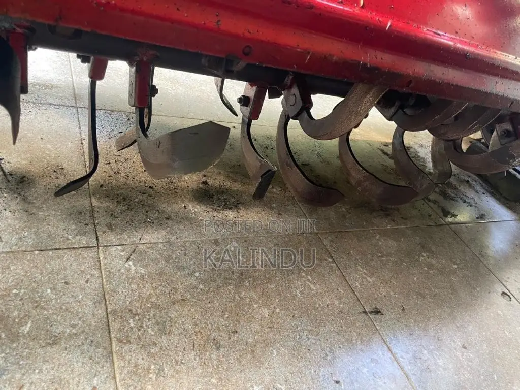 Massey-Ferguson 1540 2017 Tractor (Used)