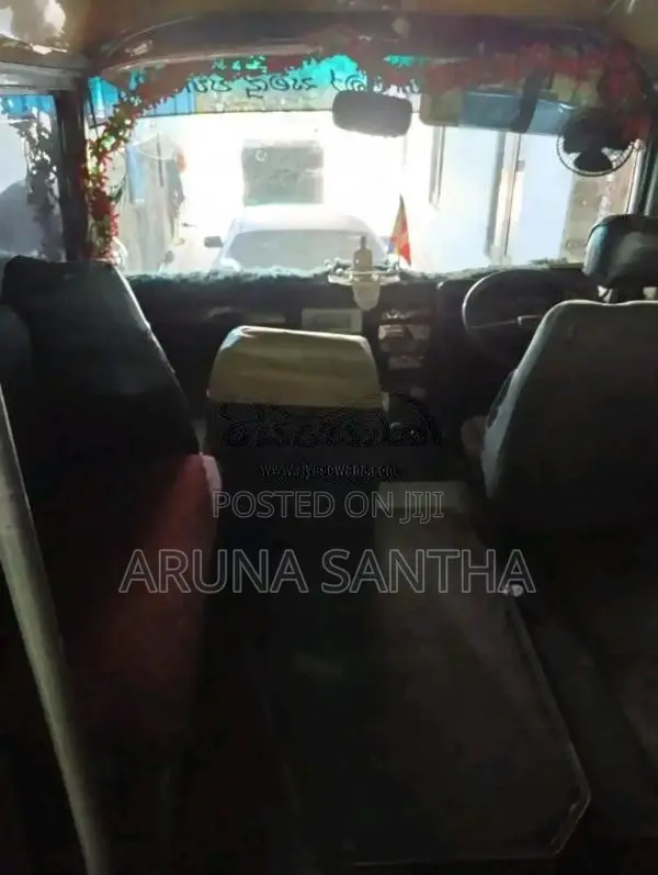 Mitsubishi Rosa 1984 Bus (Used)